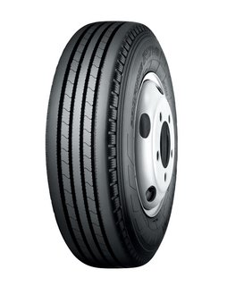 RY01C *Tyre shown in photo differs in size from those installed on the eCanter (wheels shown in the photo are not standard equipment)