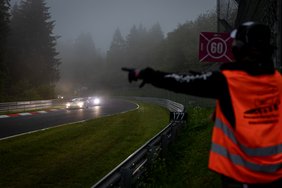 [Translate to Spanish:] Race Action with the Dodge Viper_Photo Lutz Rodrigues - Botschaft Digital