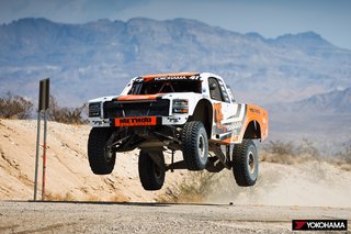 Justin Lofton racing to victory in his Jimco trophy truck