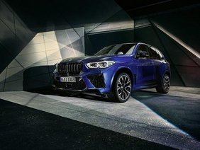 BMW X5 M *A fenti fotó a BMW Group engedélyével készült. A kép újranyomtatása vagy egyéb felhasználása a BMW előzetes engedélye nélkül szigorúan tilos.