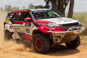 AXCR 2023 overall champion GEOLANDAR equipped Toyota Fortuner