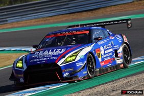 [Translate to Spanish:] REALIZE NISSAN MECHANIC CHALLENGE GT-R racing to GT300 class series championship
