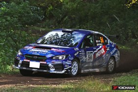 Toshihiro Arai és Naoya Tanaka által vezetett Fuji Subaru AMS WRX STI 2021-ben